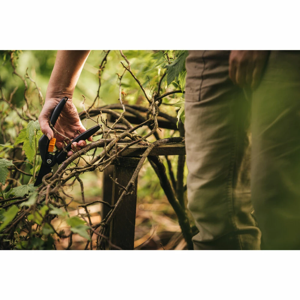 Fiskars Singlestep Sideskjær Beskjæringssaks 3 Fiskars Singlestep Sideskjær Beskjæringssaks - Bilde 3